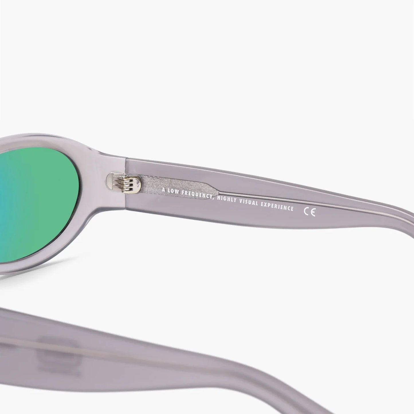 Radio Eyewears - Turbulence (Frostt Polarised Green)