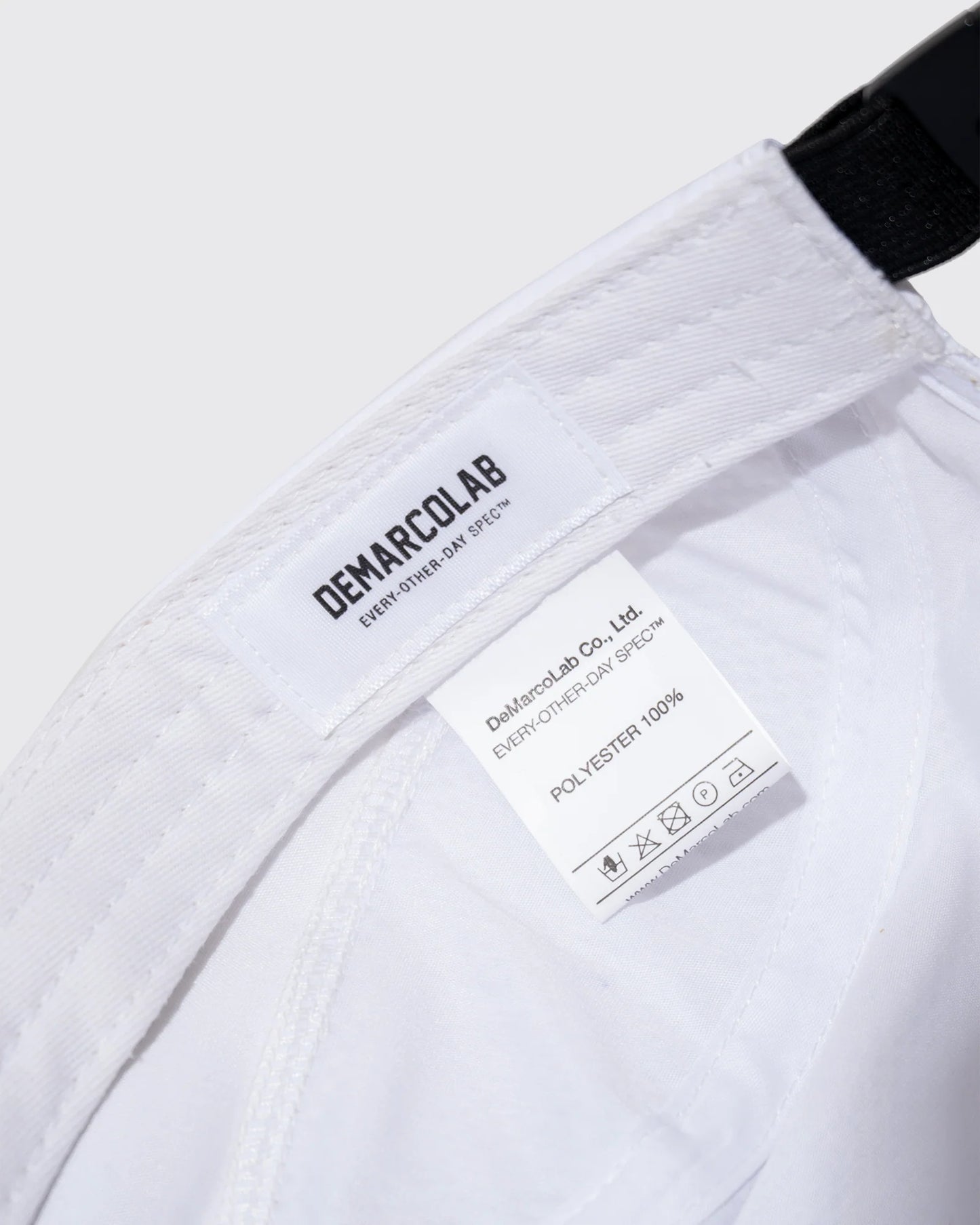 DEMARCOLAB - DETOUR ACT/5 CAP - WHITE