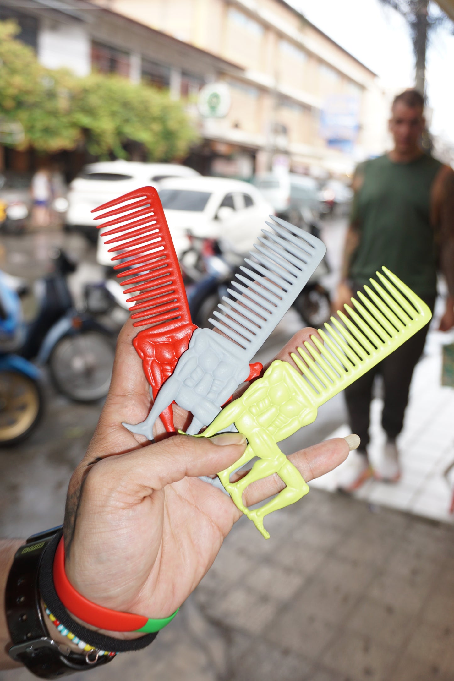 MASULINE COMB - TOXIC GREEN