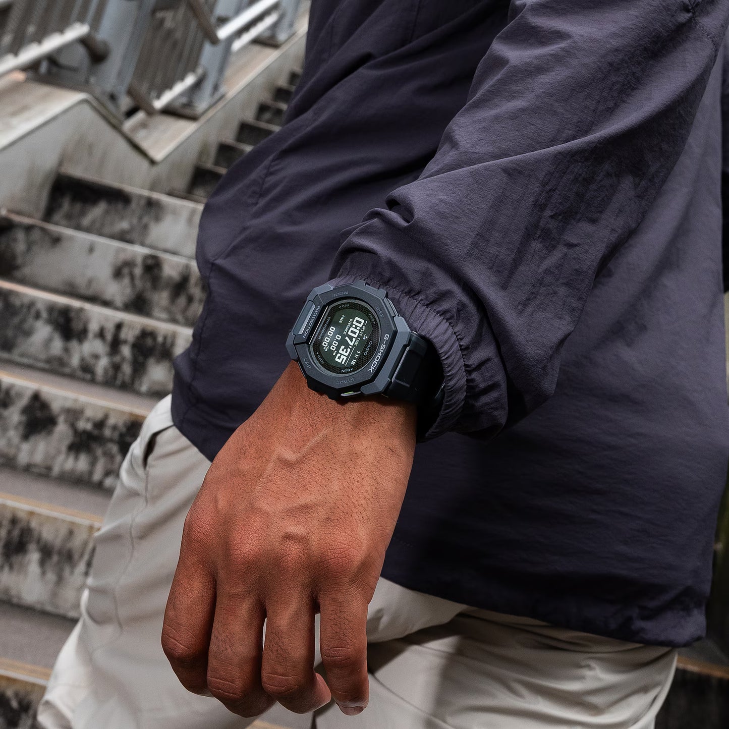 CASIO G SHOCK G-SQUAD GBD-300-1