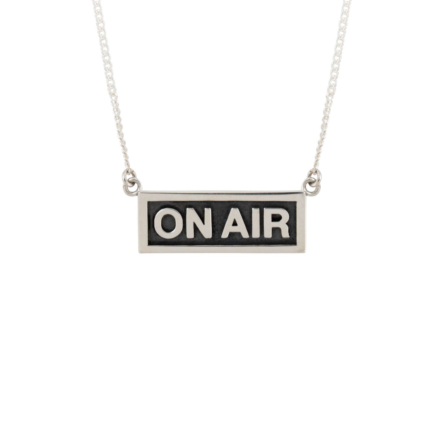 ON AIR - Basic Logo Necklace (Silver)