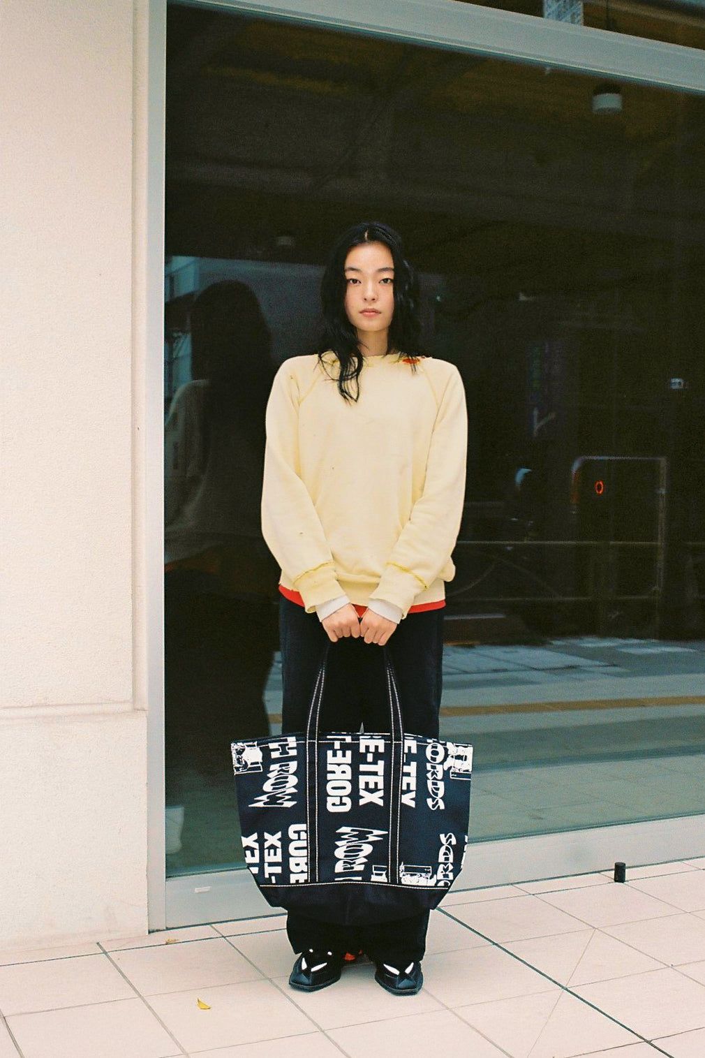 FIFTH - A PATIENT MAN'S ANTICS CANVAS TOTE BAG