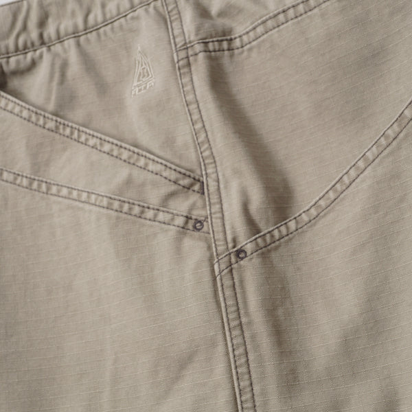 LIDAIRPEAKS - ONYX SHORTS - STONE - L