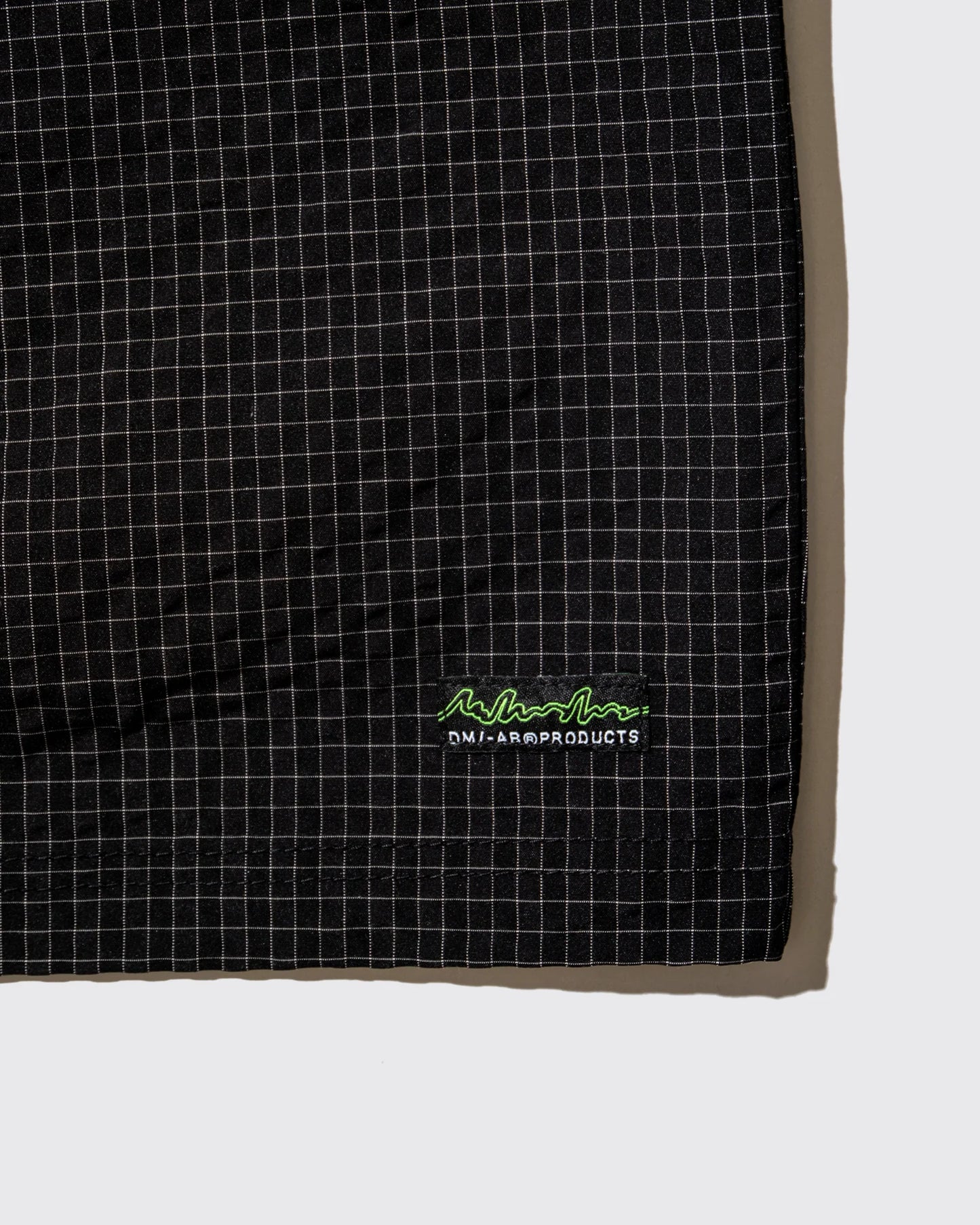 DEMARCOLAB - S/Q JUMBO SHORTS