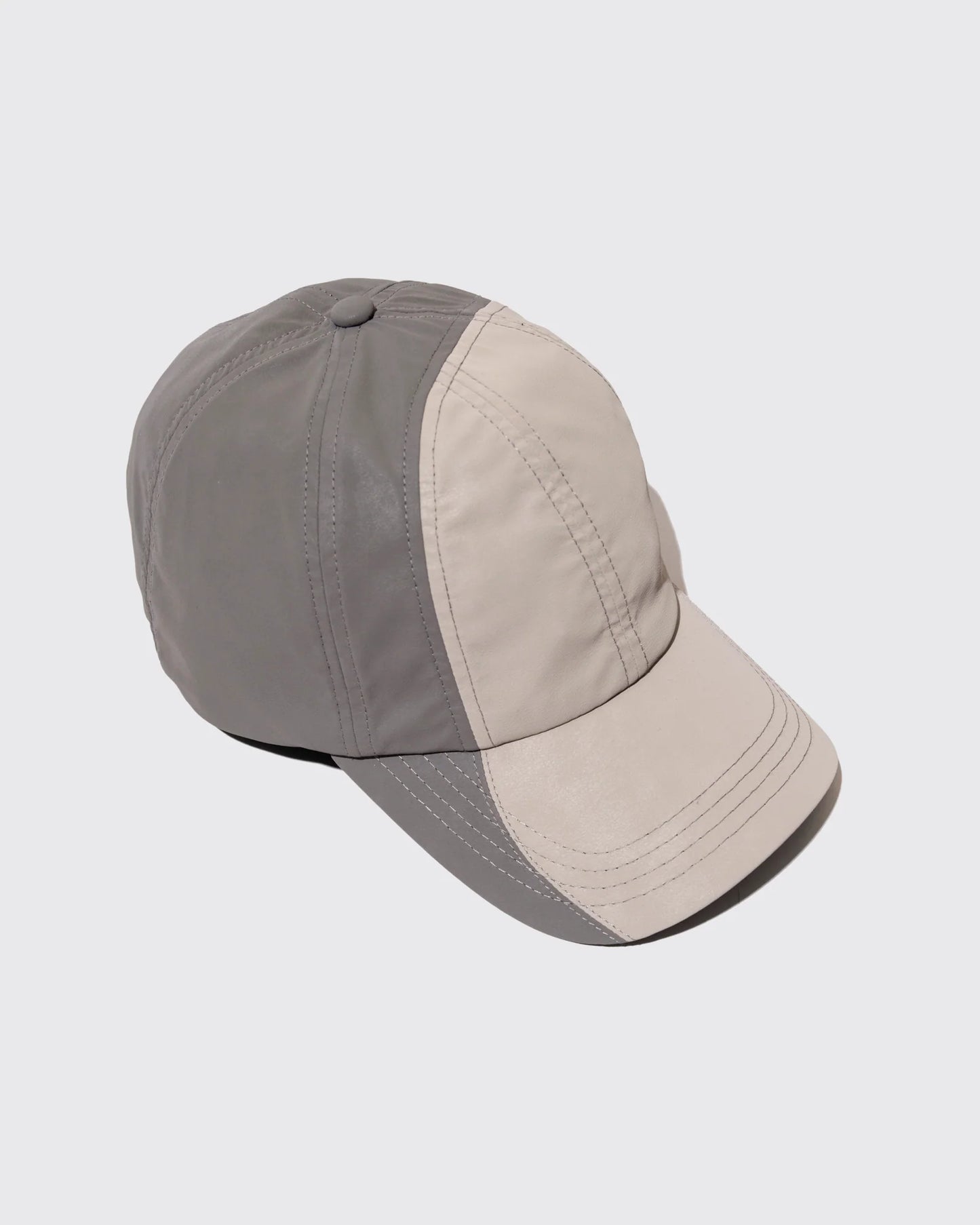 DEMARCOLAB  - TECH LEATHER RACING CAP - ECRU