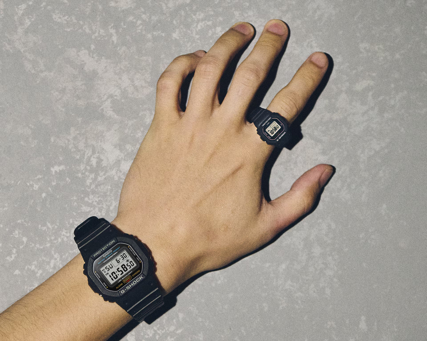 CASIO G-SHOCK NANO DWN-5600-1
