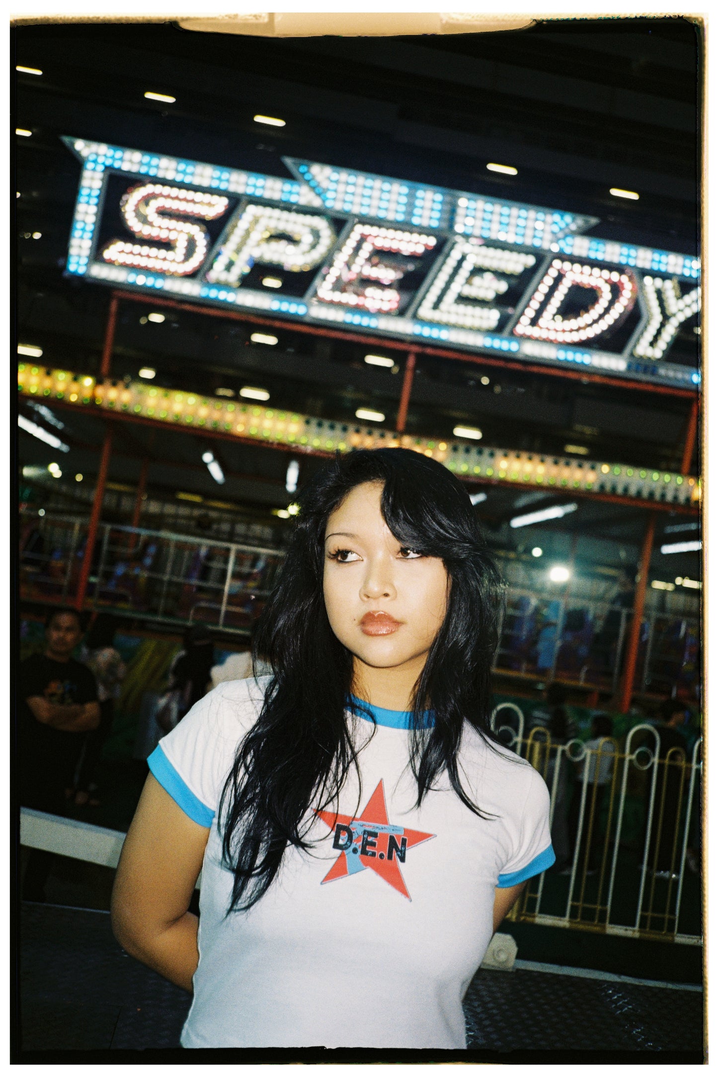 DEN - SAWED STAR BABY TEE - WHITE
