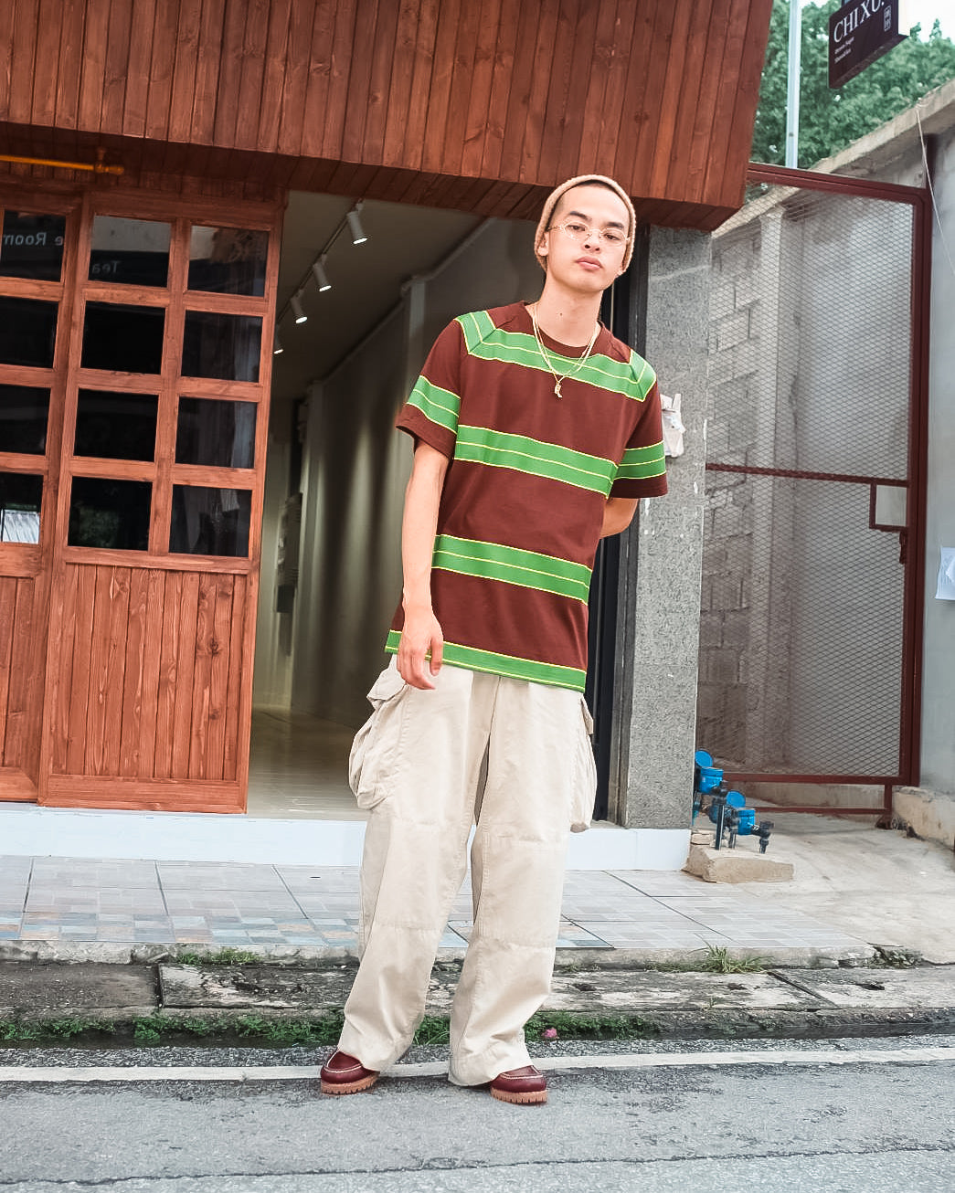 DEN - SERVICE 94 TEE - BROWN/GREEN