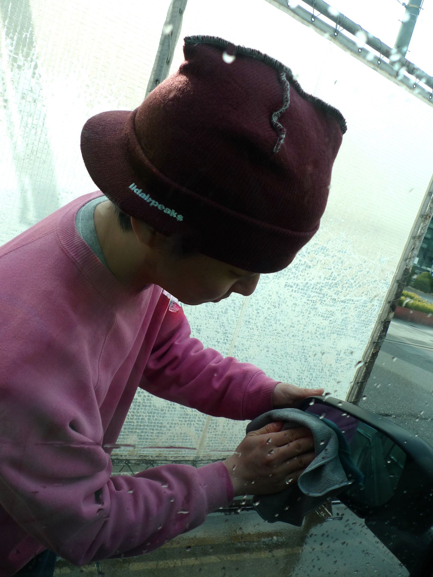 LIDAIRPEAKS - PEAK STITCH BEANIE - MAROON