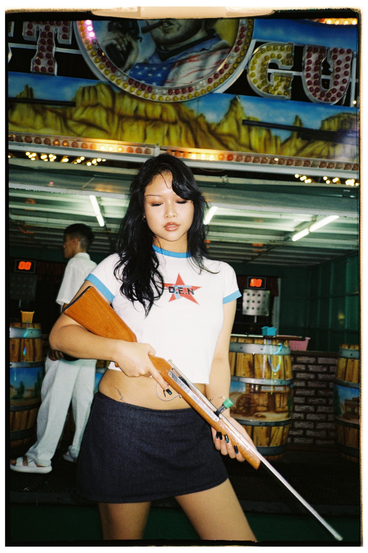 DEN - SAWED STAR BABY TEE - WHITE