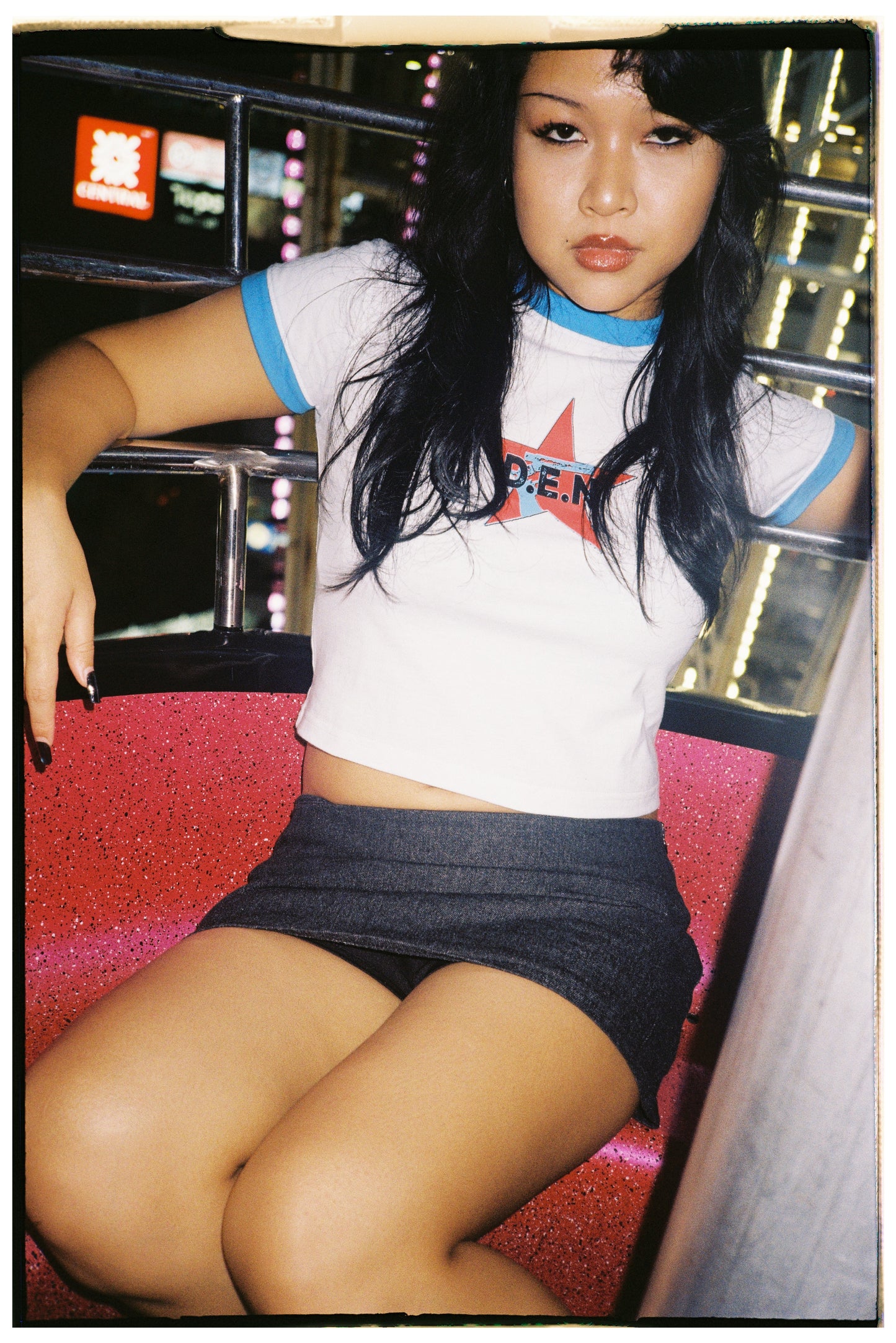 DEN - SAWED STAR BABY TEE - WHITE